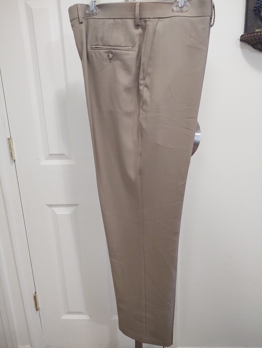Haggar Men's Tan Dress Pants 40x32